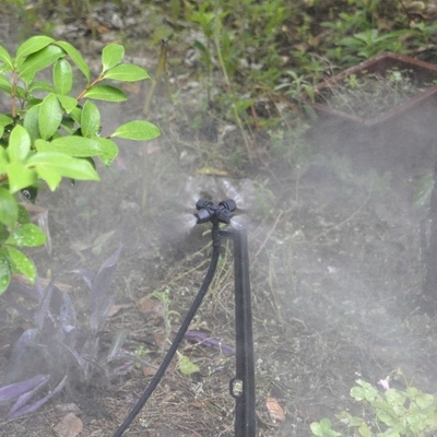 Garden Irrigation Sprinkler with 0.9-1.0M Spray Radius and Engineering Plastic Material